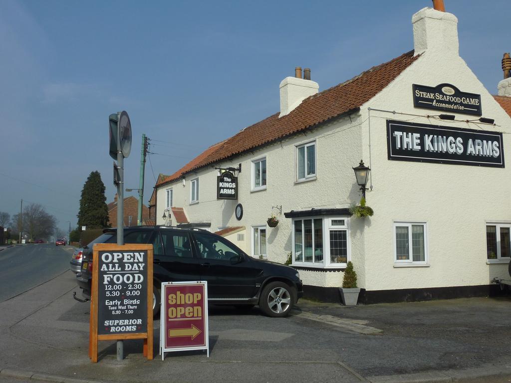 Kings Arms Hotel Thirsk Buitenkant foto