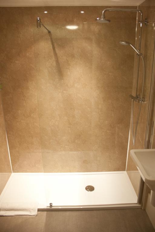 Kings Arms Hotel Thirsk Kamer foto
